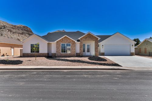 673 W 2050 S, Hurricane, UT, 84737-2629 | Card Image