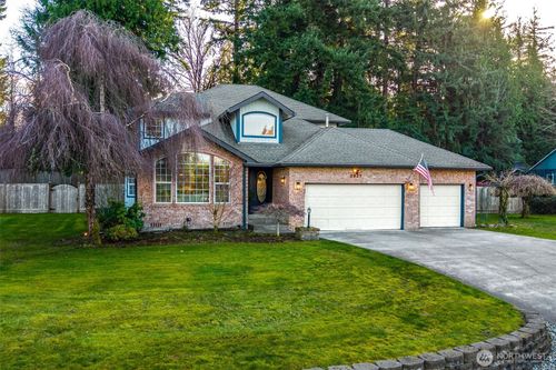 2927 27th Ln Ne, Olympia, WA, 98506-2998 | Card Image