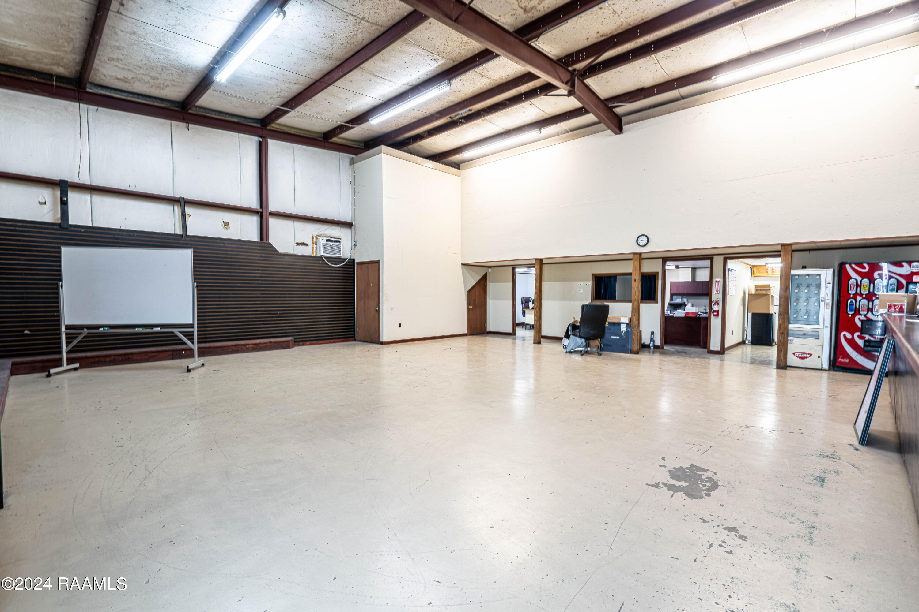 Commercial Lease in Jeanerette 5
