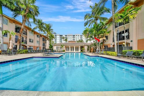 419-2005 Se 10th Ave, Fort Lauderdale, FL, 33316-4502 | Card Image