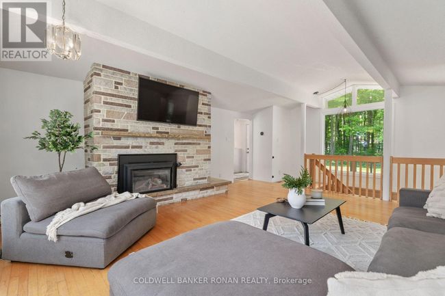 953026 7 Th Line Ehs, House other with 4 bedrooms, 2 bathrooms and 12 parking in Mono ON | Image 13