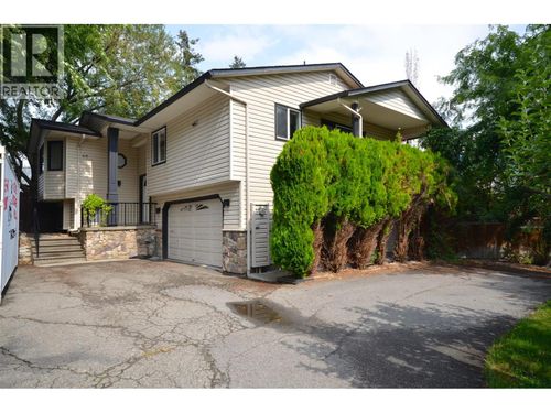 65 Sarsons Place, Coldstream, BC, V1B2K8 | Card Image