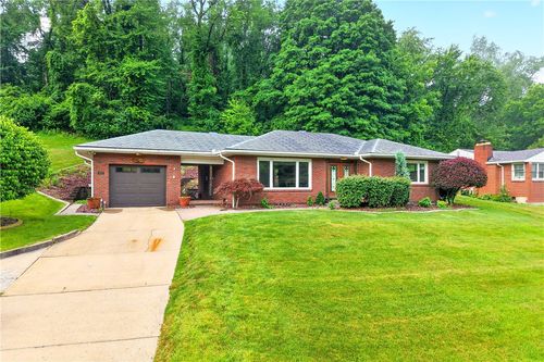 2017 Grand Blvd, Monessen, PA, 15062-2528 | Card Image
