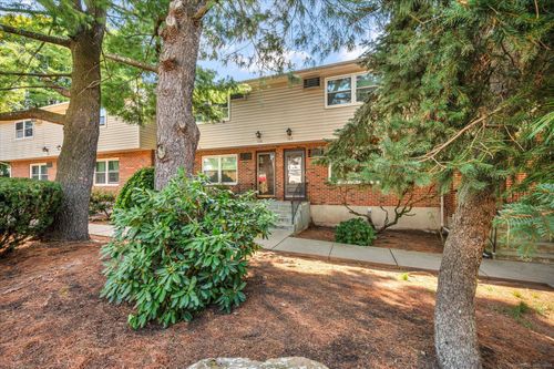 106-106 Blackstone Vlg, Meriden, CT, 06450-2403 | Card Image