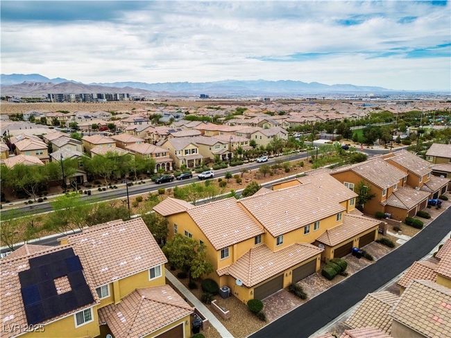 2376 Via Firenze, Townhouse with 3 bedrooms, 3 bathrooms and null parking in Henderson NV | Image 50