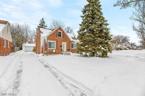 1268 Homestead Rd, South Euclid, OH, 44121-3562 | Card Image