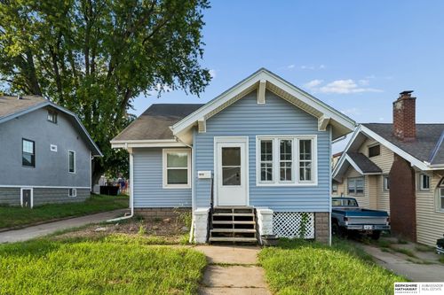2573 Whitmore St, Omaha, NE, 68112-3135 | Card Image