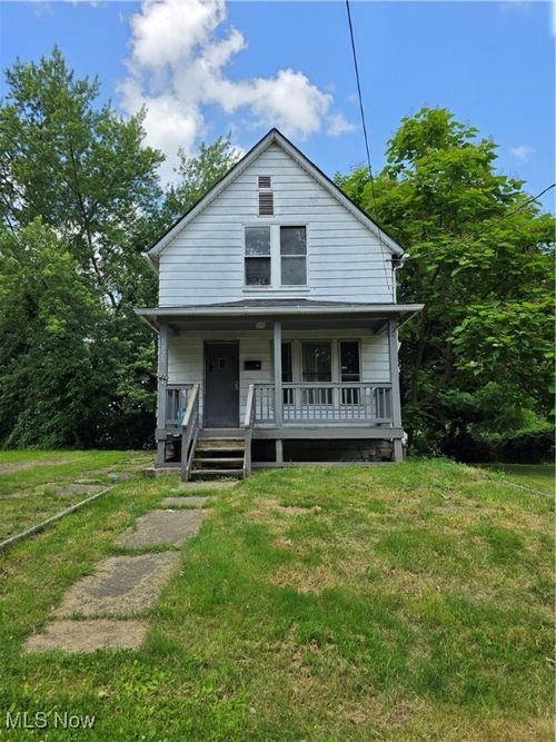 1220 Moore St, Akron, OH, 44301-1453 | Card Image