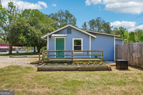 1042 Main Street, Whitesburg, GA, 30185 | Card Image