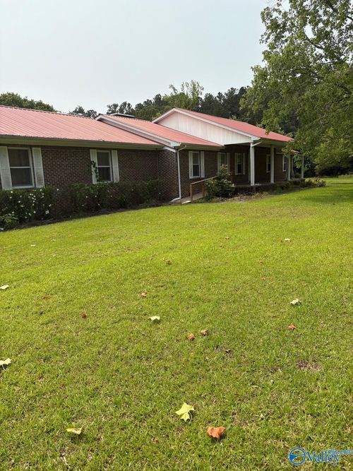 1685 Appalachian Hwy, Hokes Bluff, AL, 35903-4575 | Card Image