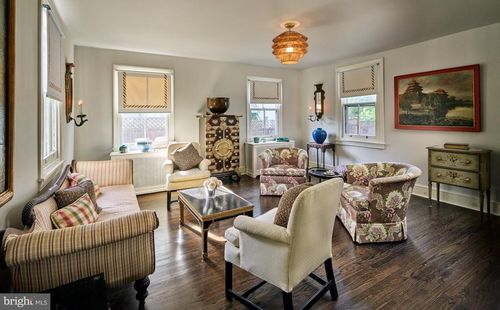 438 Old Lancaster Rd, HAVERFORD, PA, 19041-1518 | Card Image