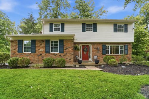 819 Quailwoods Dr, Loveland, OH, 45140-9374 | Card Image