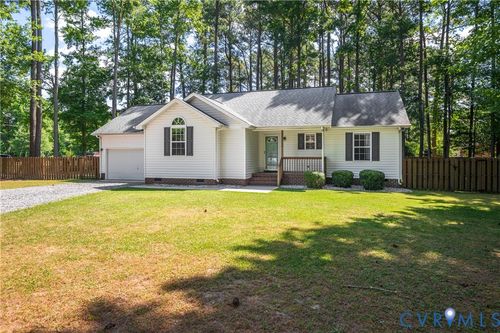 2099 Yacht Club Rd, Hayes, VA, 23072-3736 | Card Image