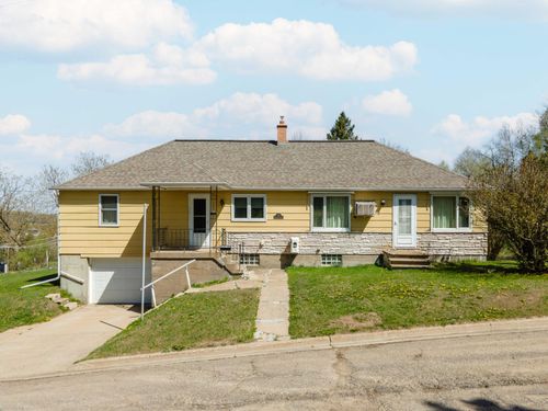 37 N Washington Ave, Iron River, MI, 49935-1857 | Card Image