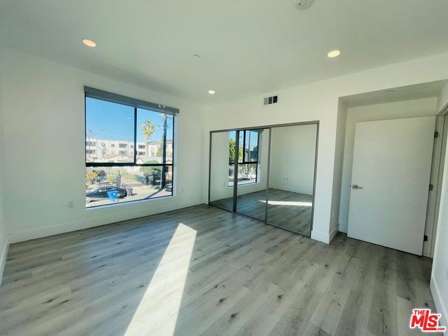 APT-201 - 14612 Calvert St, Condo with 2 bedrooms, 2 bathrooms and 2 parking in Van Nuys CA | Image 10