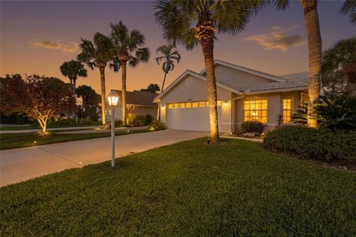 1803 Ashley Dr, VENICE, FL, 34292-4333 | Card Image