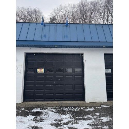 b-11 Front St, Springfield, MA, 01151-1160 | Card Image