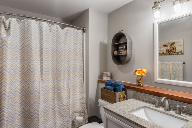 Full bath lower level | Image 24