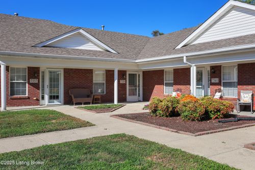 7339 Fox Hollow Way, Louisville, KY, 40228-4222 | Card Image