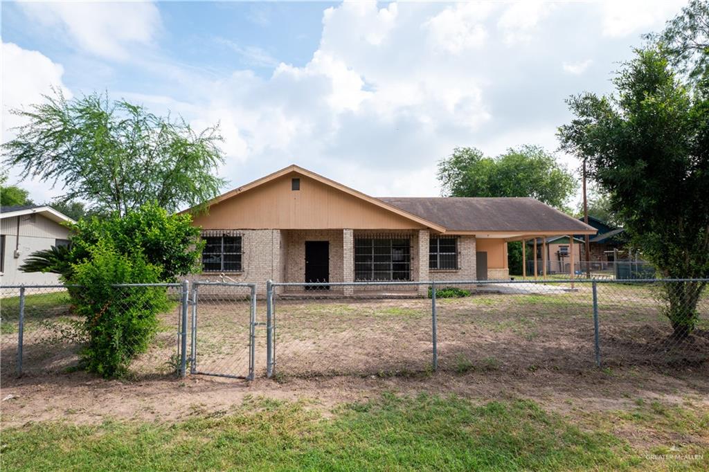 Residential in Sullivan City 3