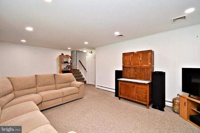 2 E Patricia Rd, House other with 3 bedrooms, 3 bathrooms and null parking in HOLLAND PA | Image 24