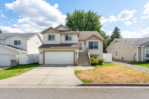17518 E Augusta Ln, Spokane Valley, WA, 99016-8841 | Card Image