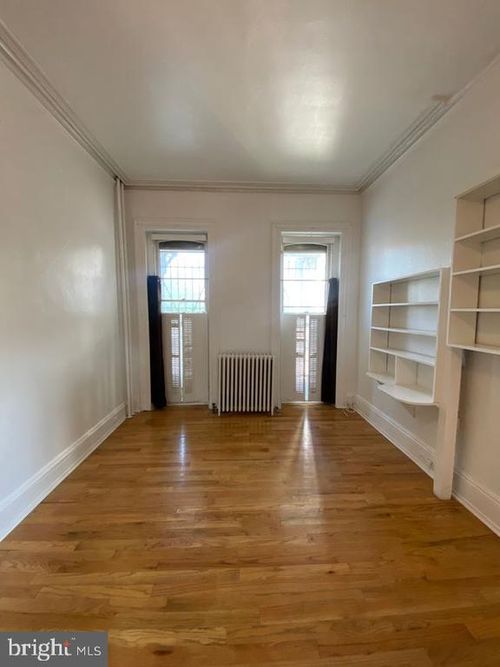 1f-110 42nd Street, PHILADELPHIA, PA, 19104 | Card Image