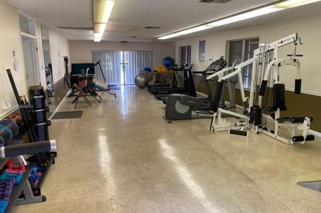 APT-218B - 4502 N Federal Hwy, Condo with 2 bedrooms, 2 bathrooms and null parking in Lighthouse Point FL | Image 29