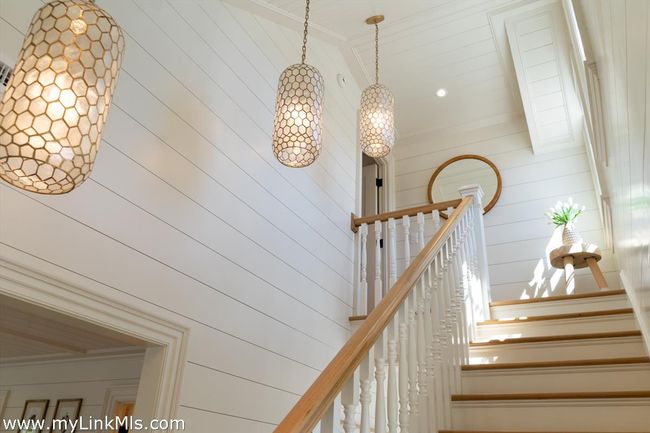 43 Peases Point Way S, House other with 4 bedrooms, 7 bathrooms and null parking in Edgartown MA | Image 32