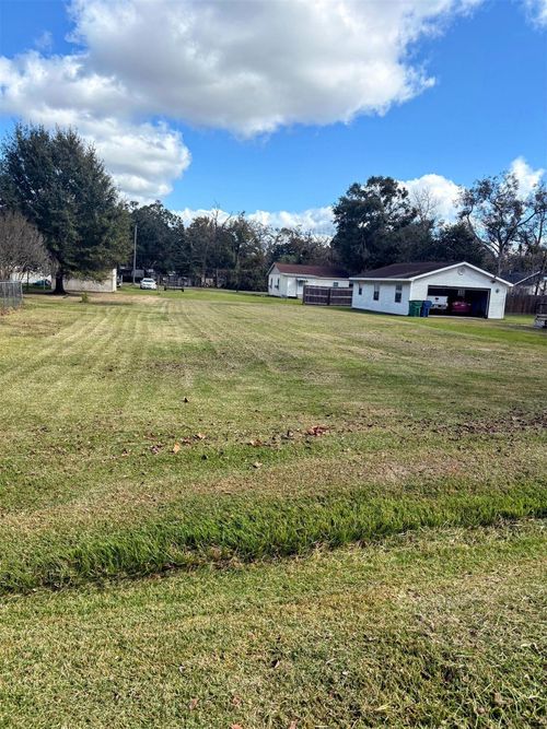 0 N Orange St, Sweeny, TX, 77480 | Card Image