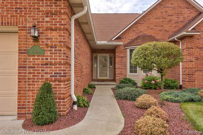 1504 Rio Grande Court, Condo with 2 bedrooms, 2 bathrooms and null parking in Flint Twp MI | Image 3