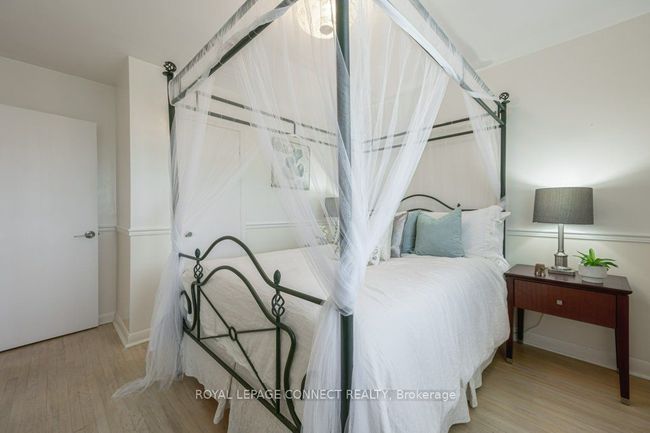 2 Ailsa Craig Crt, House attached with 7 bedrooms, 2 bathrooms and 5 parking in North York ON | Image 17