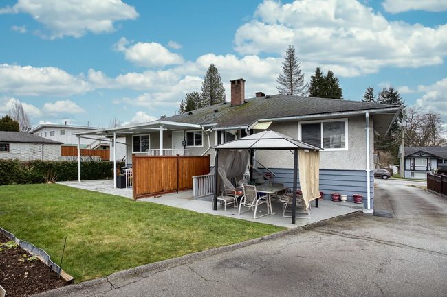 6935 Winch Street, House other with 7 bedrooms, 2 bathrooms and null parking in Burnaby BC | Image 12