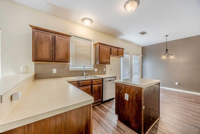 5936 Firethorn Dr, House other with 4 bedrooms, 3 bathrooms and null parking in Dallas TX | Image 14