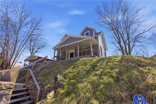 751 Stewart Ave, Kansas City, KS, 66101-1542 | Card Image