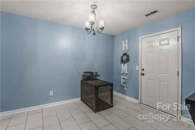 617 Crout Pond Way, House other with 3 bedrooms, 2 bathrooms and null parking in Gilbert SC | Image 9