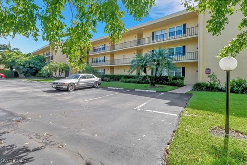apt-109-1085 Forest Lakes Dr, NAPLES, FL, 34105-2209 | Card Image