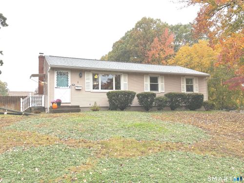 2 Shaft Dr, Enfield, CT, 06082-6112 | Card Image