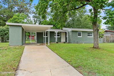 5020 Dallen Lea Drive, House other with 3 bedrooms, 2 bathrooms and null parking in Jacksonville FL | Image 2