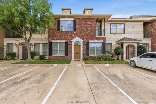 204 Forest Dr, College Station, TX, 77840-2076 | Card Image