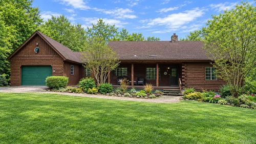 33 O Brian Rd, Middletown, NY, 10940-5027 | Card Image