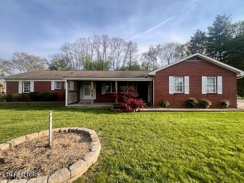 915 Julianne Dr, Jefferson City, TN, 37760-1605 | Card Image