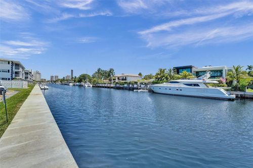104-455 Paradise Isle Blvd, Hallandale Beach, FL, 33009-5847 | Card Image