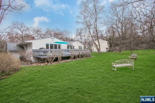 14 Mackay Dr, Tenafly, NJ, 07670-2420 | Card Image