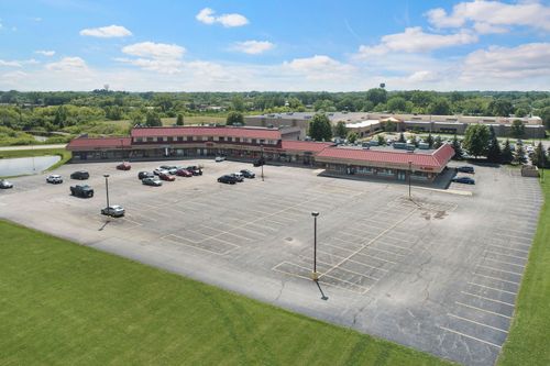 201-100 S Atkinson Rd, Grayslake, IL, 60030-7819 | Card Image