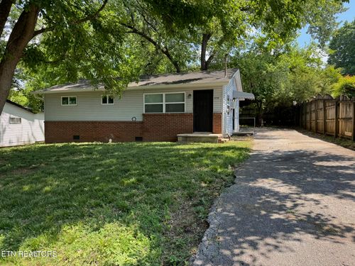 1712 Hillwood Dr, Knoxville, TN, 37920-2614 | Card Image