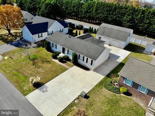 111 Loganberry Ln, REHOBOTH BEACH, DE, 19971-9525 | Card Image