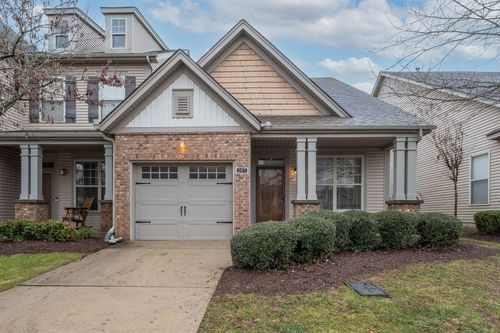 507 Griffin Cir, Hermitage, TN, 37076-1461 | Card Image