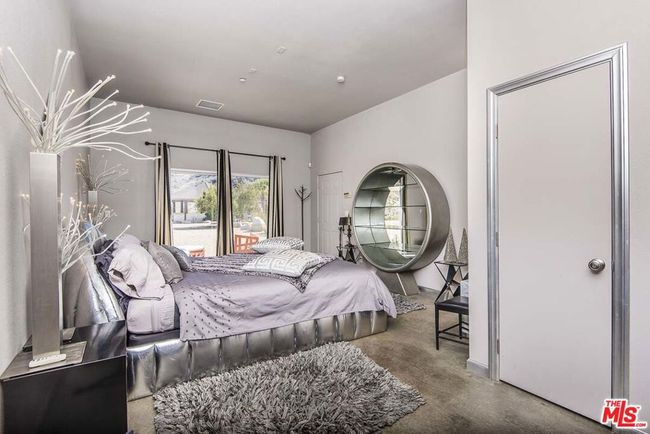 3569 Calmada Rd, House other with 6 bedrooms, 7 bathrooms and null parking in Pioneertown CA | Image 13