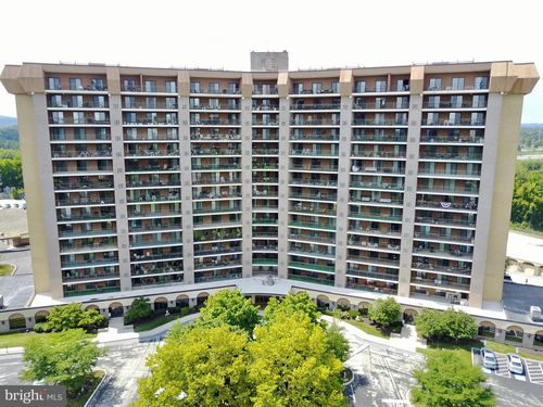 511-10511 Valley Forge Cir, KING OF PRUSSIA, PA, 19406-1181 | Card Image